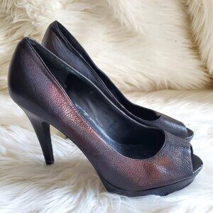 BCBGeneration Black Snakeskin Peep Toe Platform Heels SZ 9